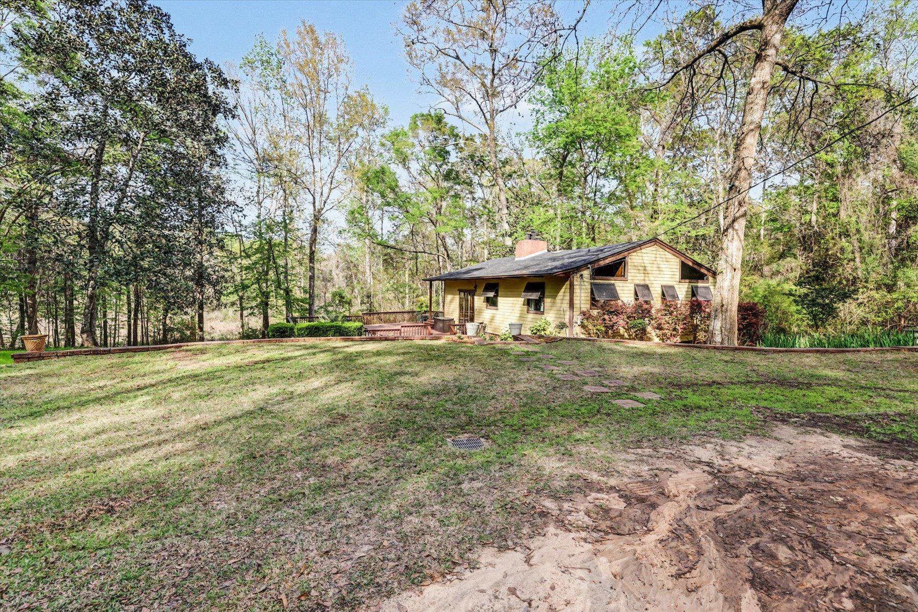 439 Beaver Lake Road Tallahassee, FL 32312 - Photo 4 of 70