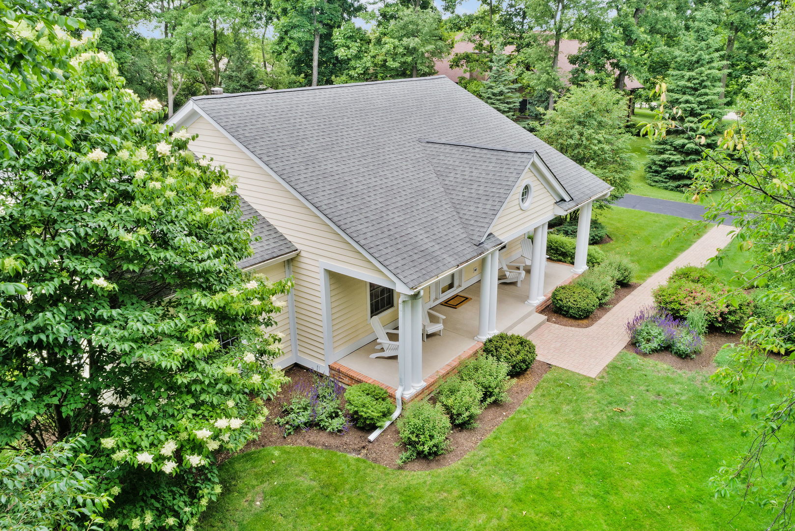 2913 Albert Drive McHenry, IL 60050 - Photo 4 of 35