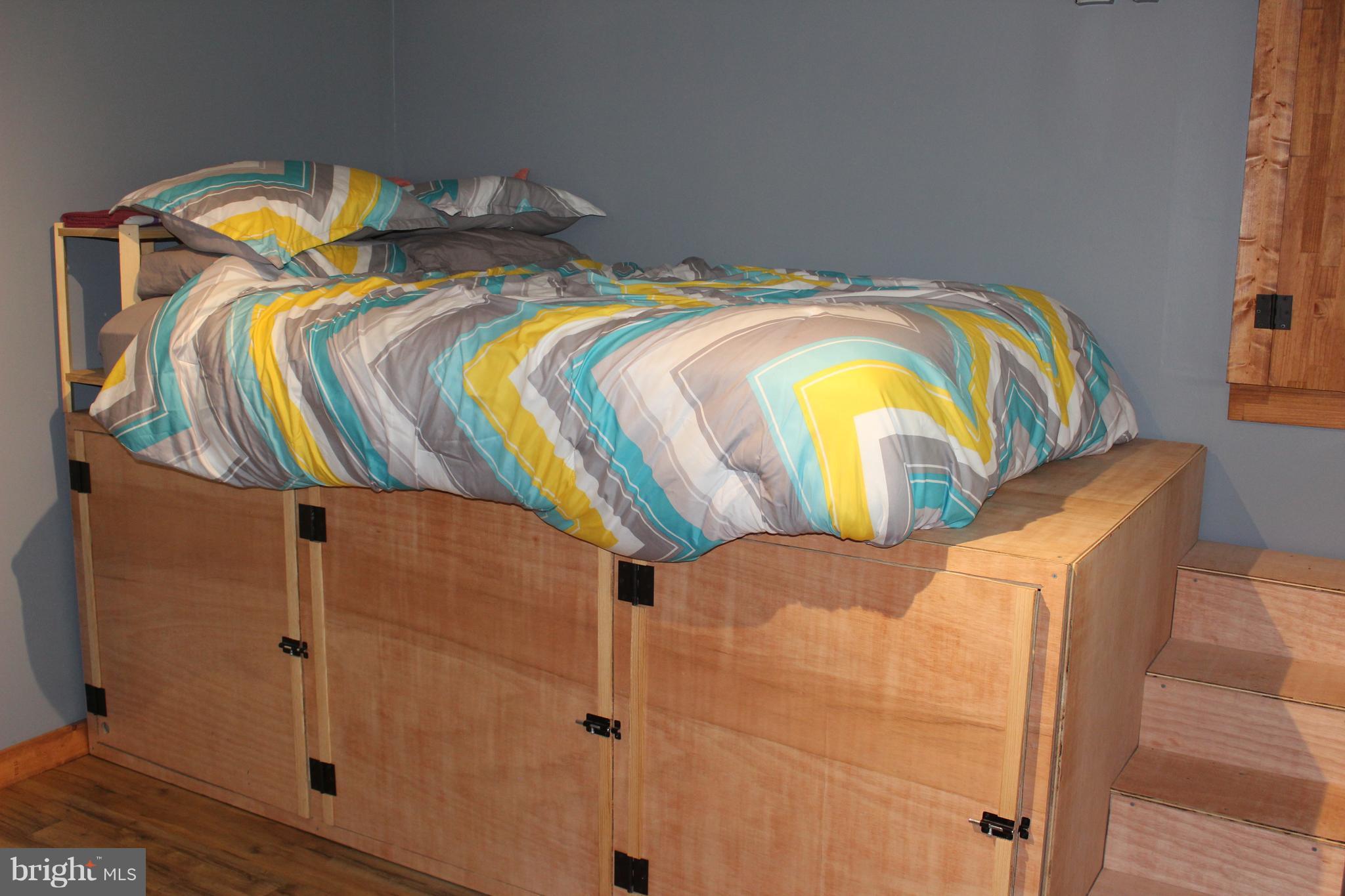 918 Chapel Road New Windsor, MD 21776 - Photo 25 of 28 Bedroom