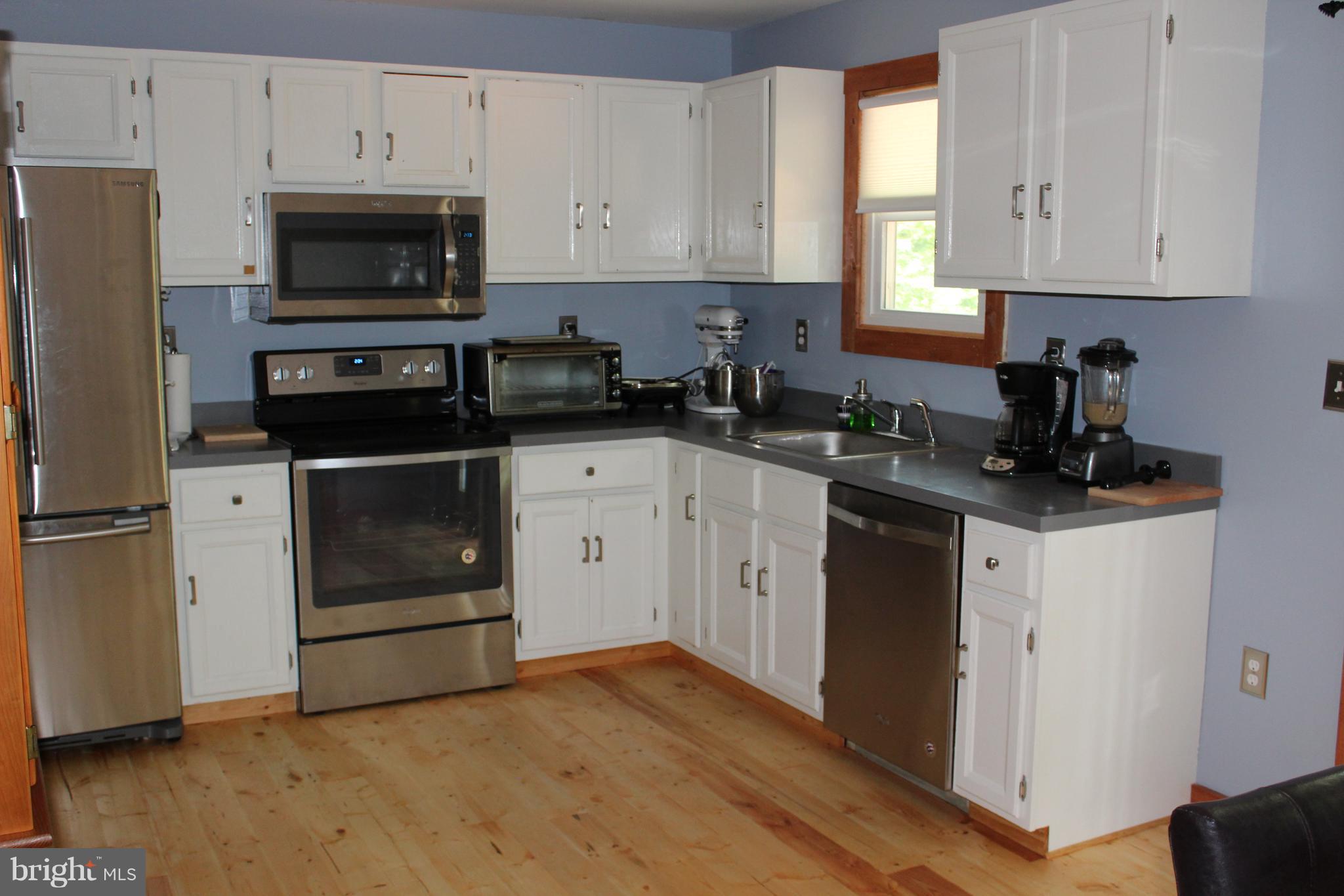 918 Chapel Road New Windsor, MD 21776 - Photo 9 of 28 Kitchen