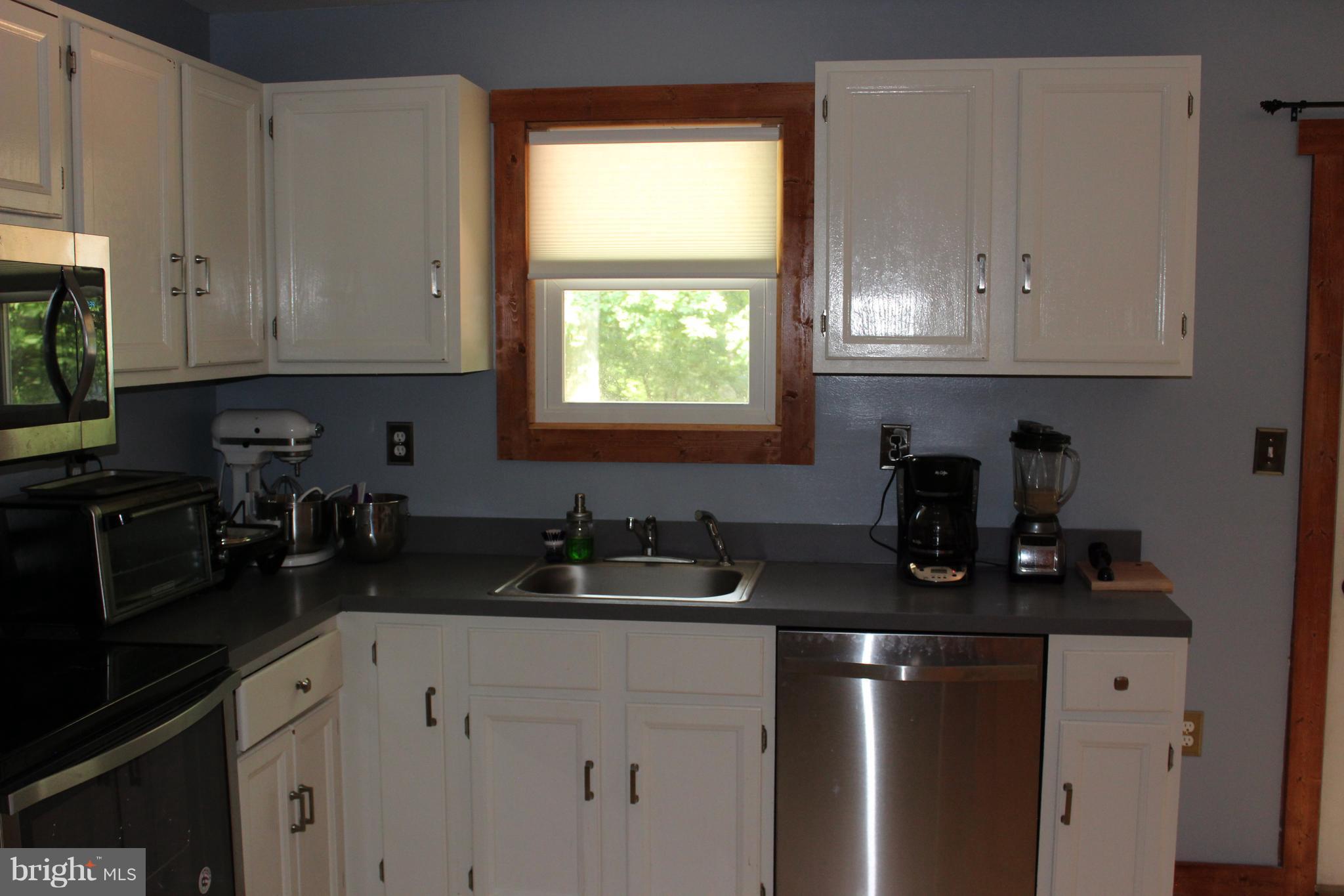 918 Chapel Road New Windsor, MD 21776 - Photo 10 of 28 Kitchen