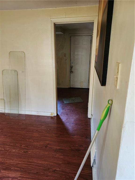 8624 Oakcrest Road Pittsburgh, PA 15235 - Photo 6 of 20 a view of an entryway