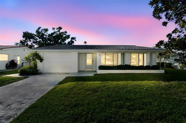 $249,900 | 9306 42nd Street North, Pinellas Park, FL 33782