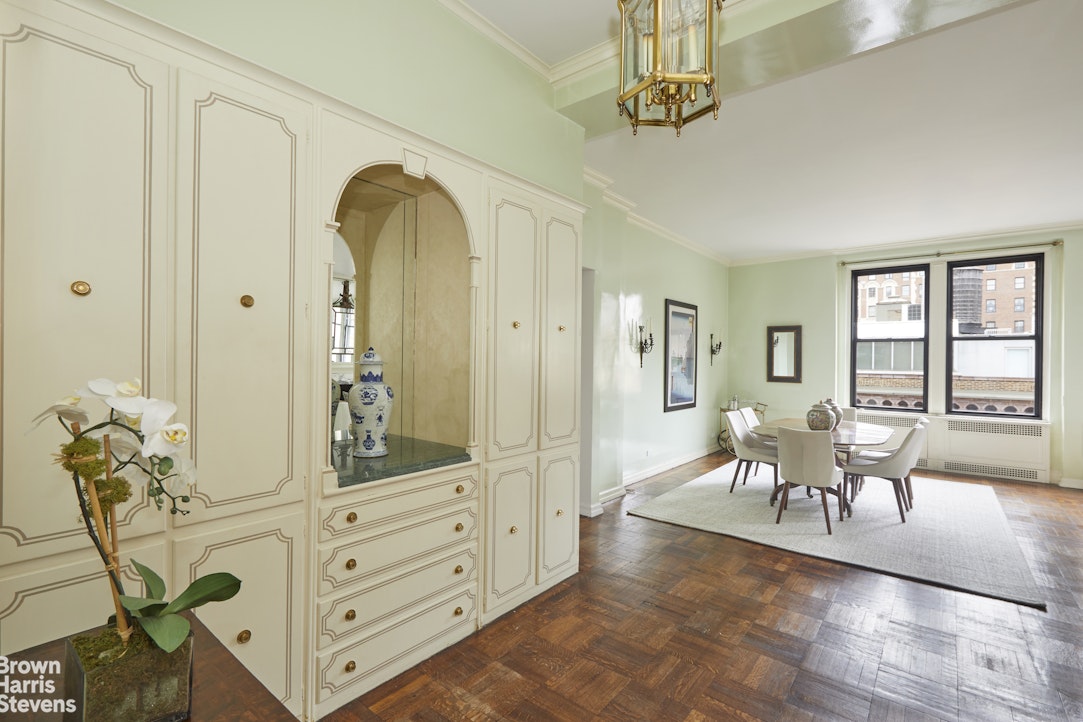 993 Park Avenue, Unit 8E Manhattan, NY 10028 - Photo 4 of 13