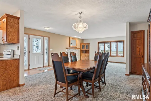 $265,000 | 1918 Greenview Street, Taylorville, IL 62568