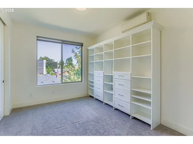 $399,000 | 1616 Northeast 45th Avenue, Unit 5, Portland, OR 97213