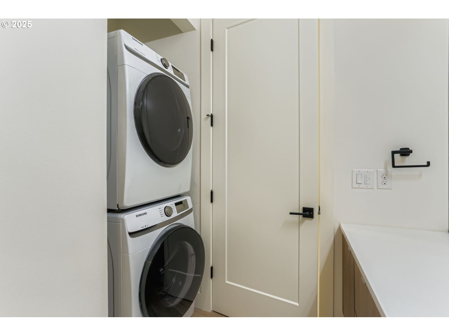 1616 Northeast 45th Avenue, Unit 5 Portland, OR 97213 - Photo 21 of 25