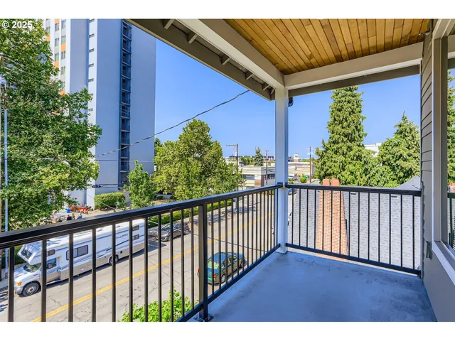 $399,000 | 1616 Northeast 45th Avenue, Unit 5, Portland, OR 97213
