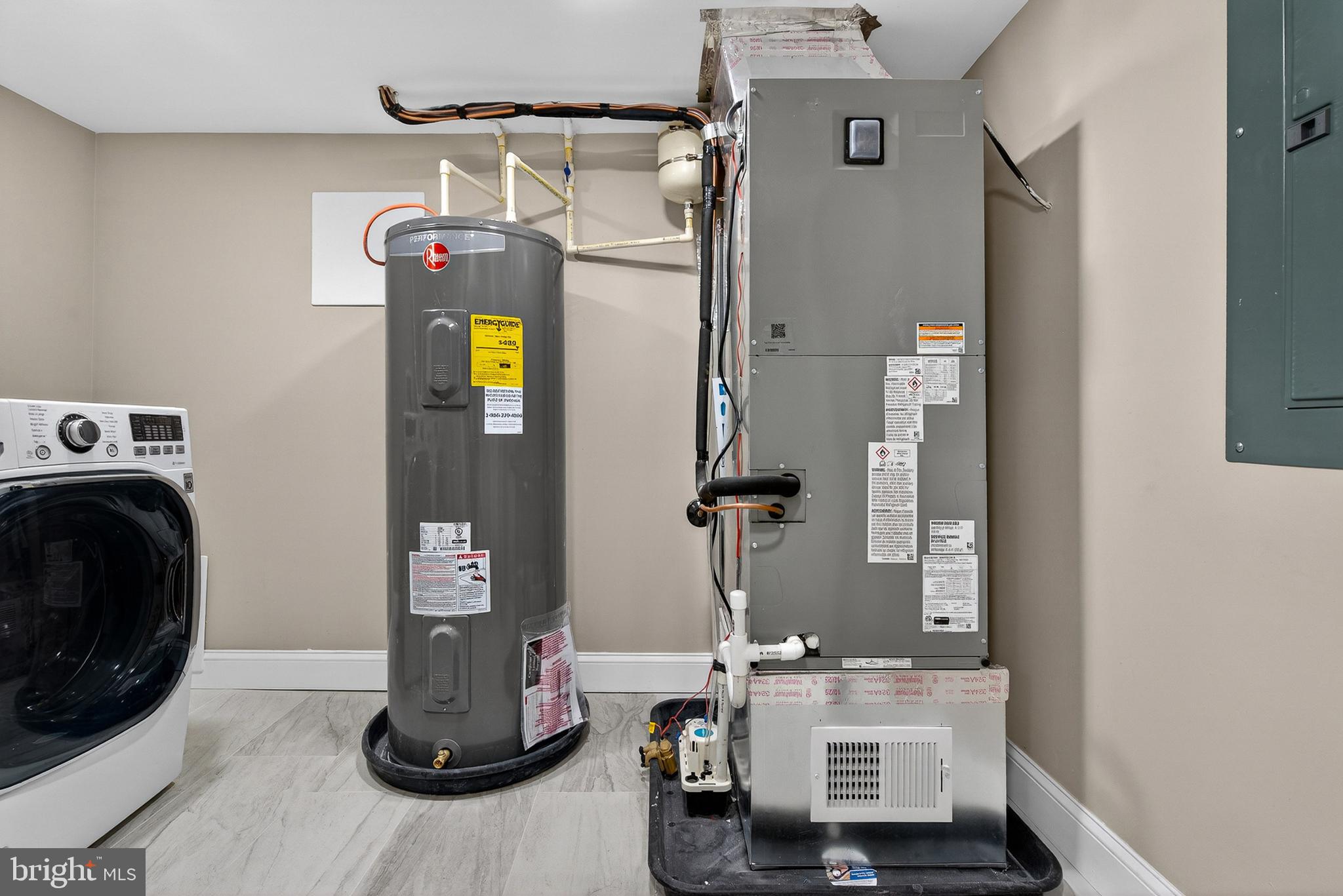 7631 Old Battle Grove Road Baltimore, MD 21222 - Photo 24 of 36