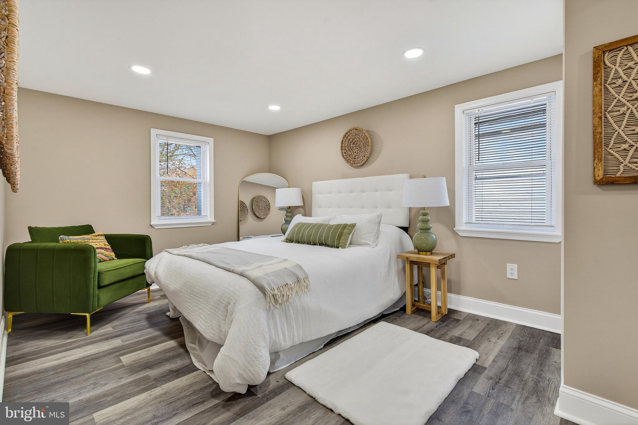 7631 Old Battle Grove Road Baltimore, MD 21222 - Photo 4 of 36