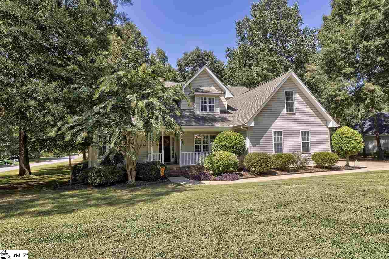 201 Crossington Way Fountain Inn, SC 29644 - Photo 2 of 36 Gallery Image 2