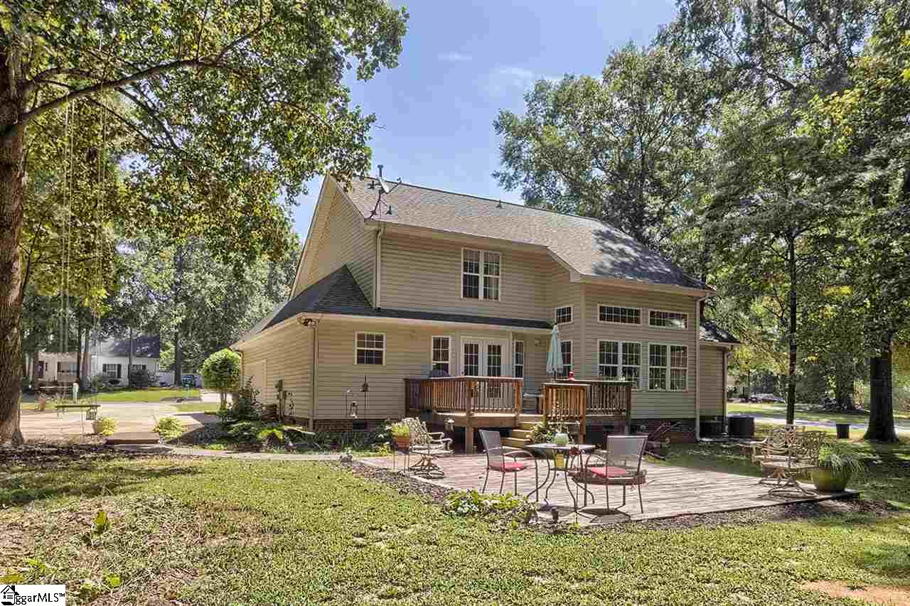 201 Crossington Way Fountain Inn, SC 29644 - Photo 33 of 36 Gallery Image 33