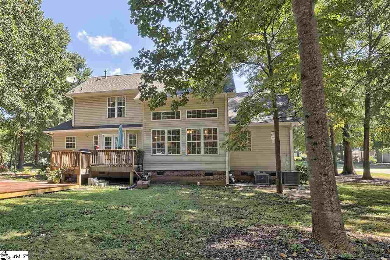 201 Crossington Way Fountain Inn, SC 29644 - Photo 34 of 36 Gallery Image 34