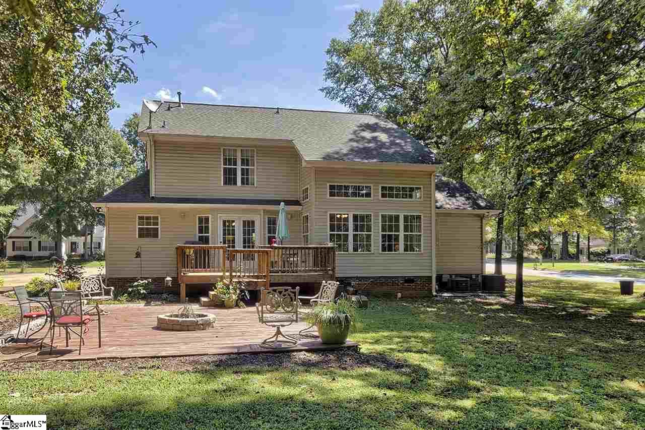 201 Crossington Way Fountain Inn, SC 29644 - Photo 35 of 36 Gallery Image 35