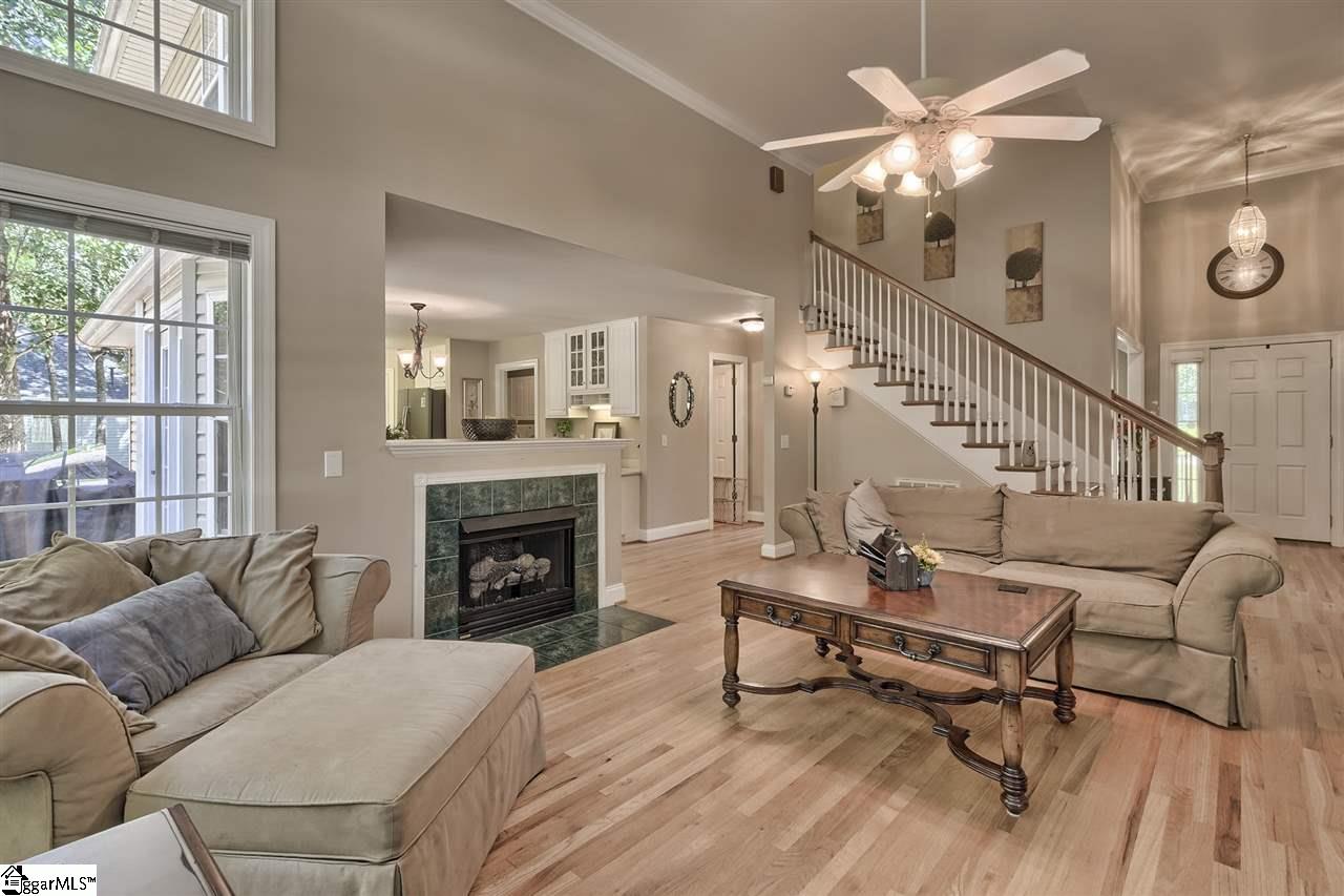 201 Crossington Way Fountain Inn, SC 29644 - Photo 10 of 36 Gallery Image 10