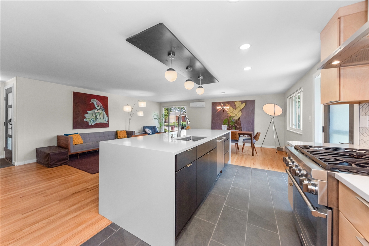 2740 Manchester Road Ann Arbor, MI 48104 - Photo 4 of 55