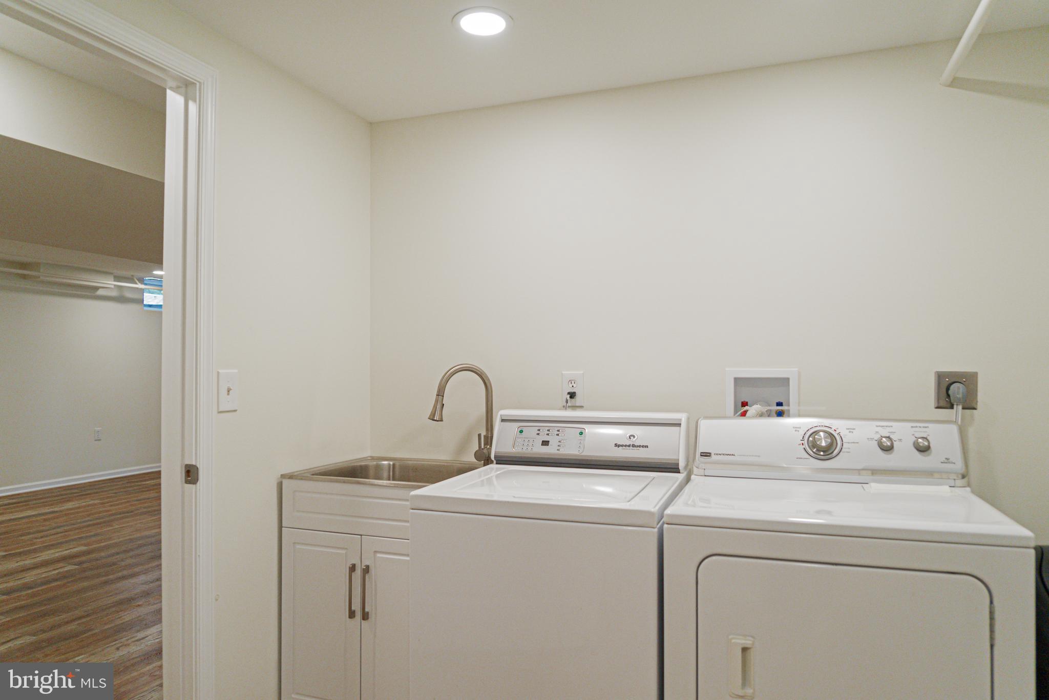 16499 Frederick Road Woodbine, MD 21797 - Photo 32 of 40 Utility room