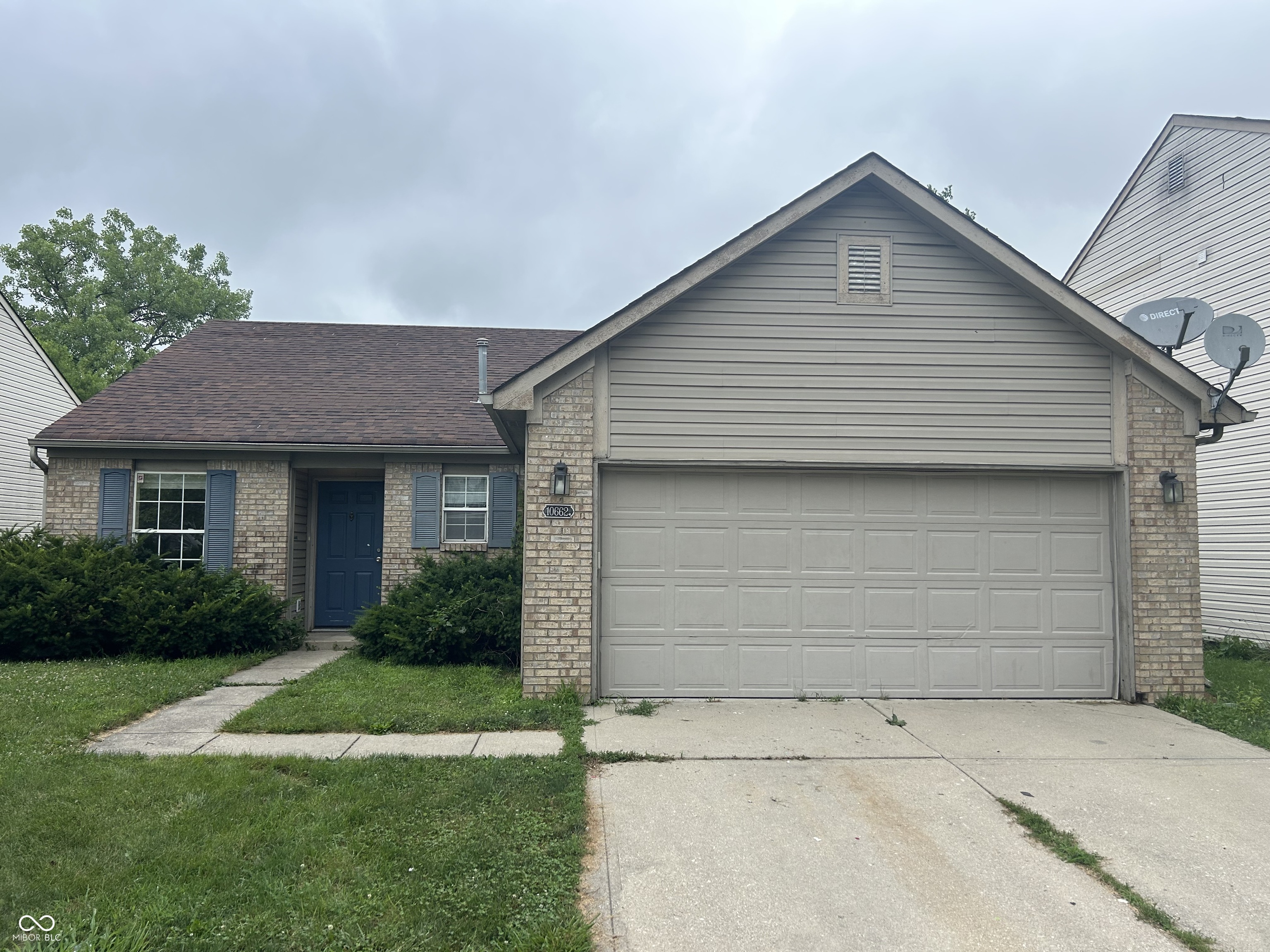 10662 Lostpine Lane Indianapolis, IN 46235 - Photo 1 of 5