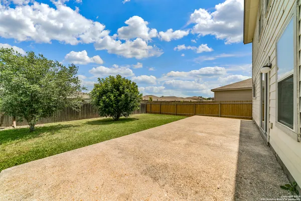 $1,750 | 3410 Glacier Lake, San Antonio, TX 78222