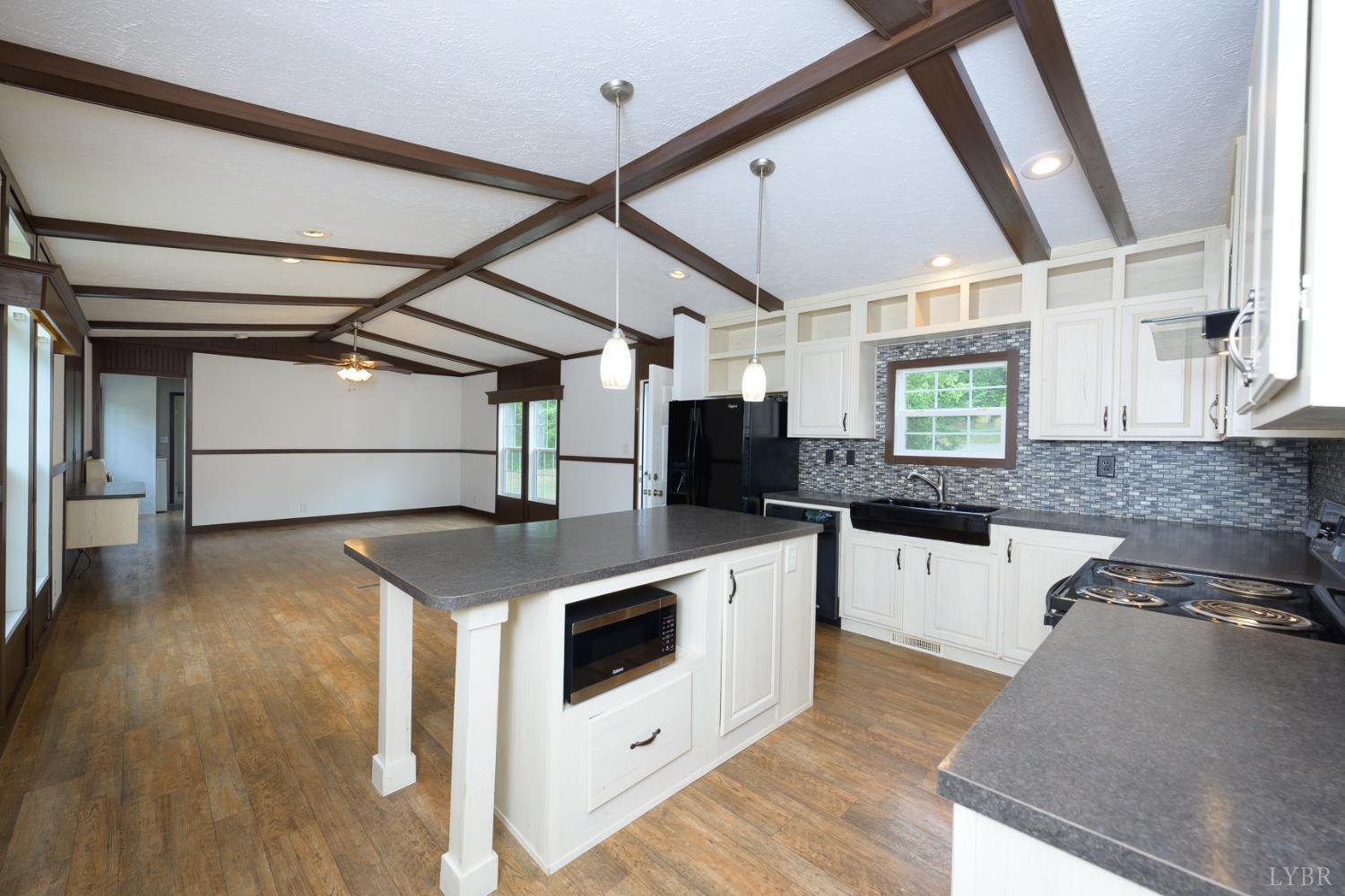 841 Mercury Road Gretna, VA 24557 - Photo 28 of 38
