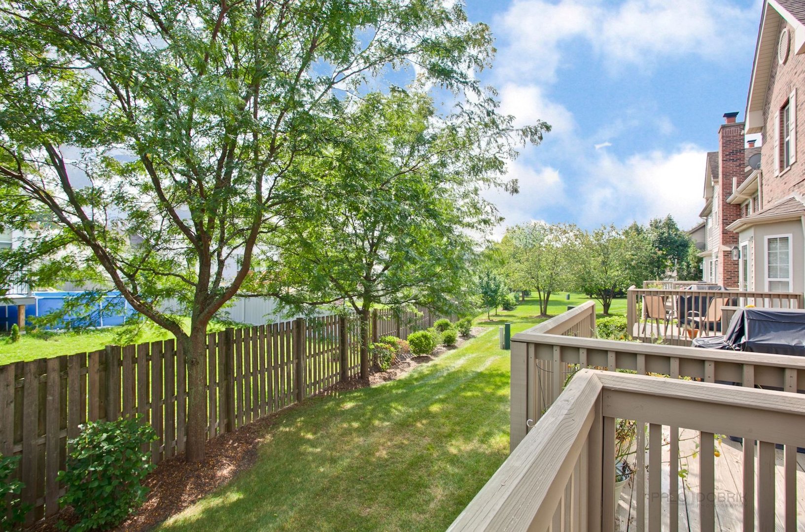 5451 McDonough Road Hoffman Estates, IL 60192 - Photo 29 of 30 a balcony with an outdoor space