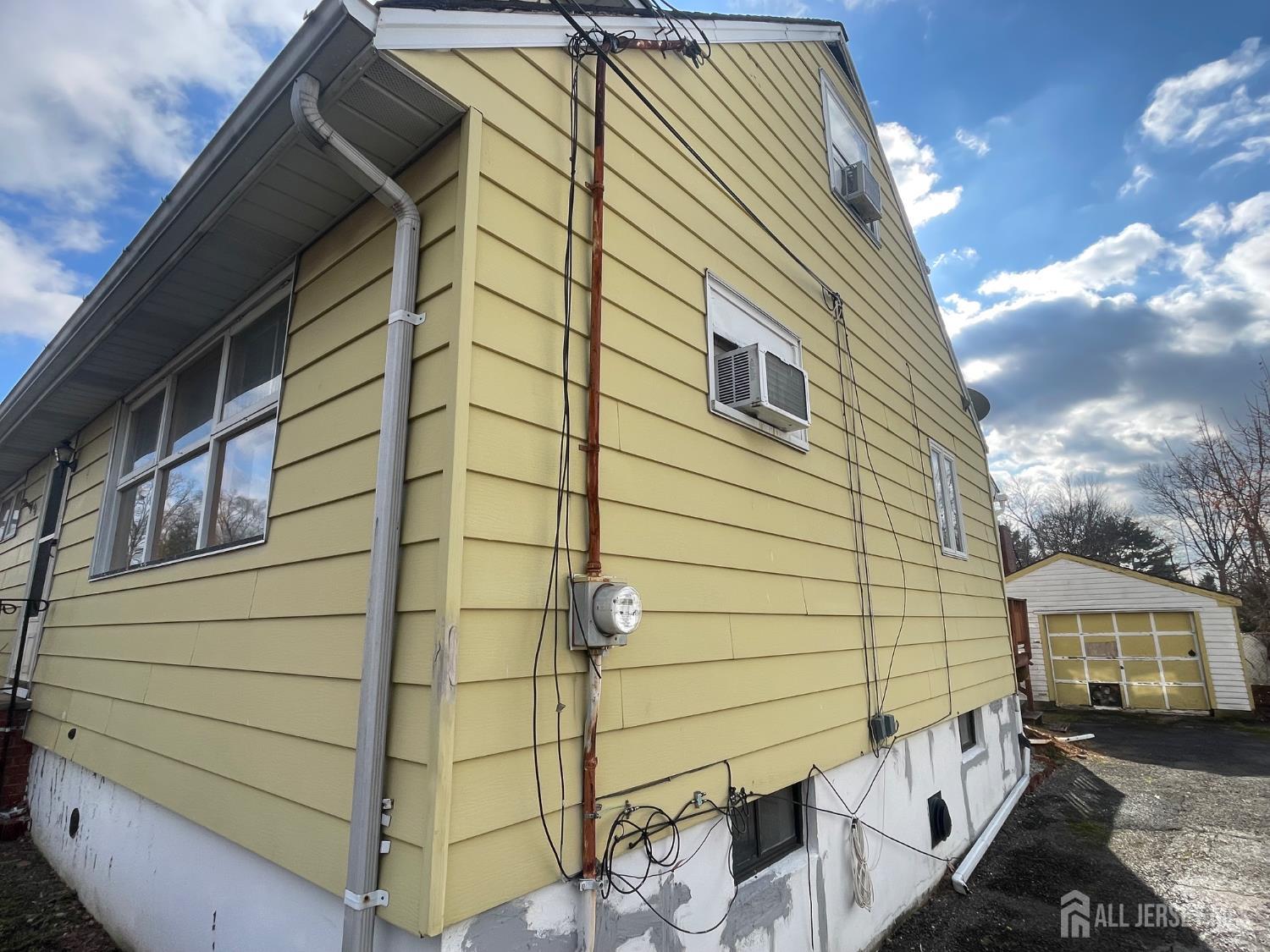 226 Wellington Place Edison, NJ 08817 - Photo 2 of 31