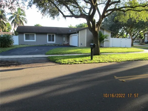 $3,600 | 11538 Southwest 55th Court, Cooper City, FL 33330