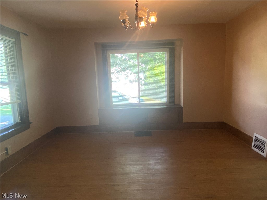 3361 Darrow Road Stow, OH 44224 - Photo 6 of 26