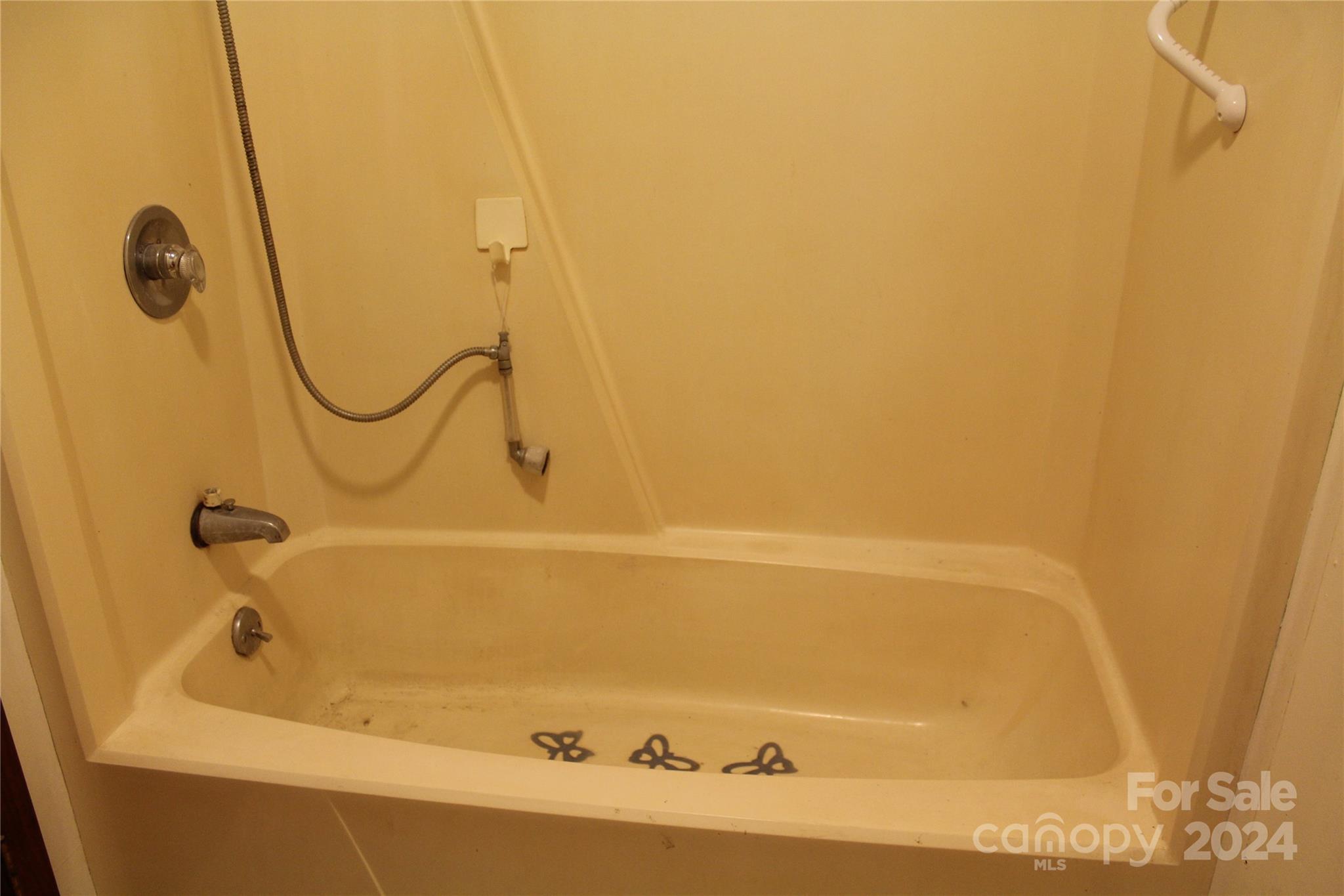 1665 Zion Road Morganton, NC 28655 - Photo 13 of 28 Gallery Image 13