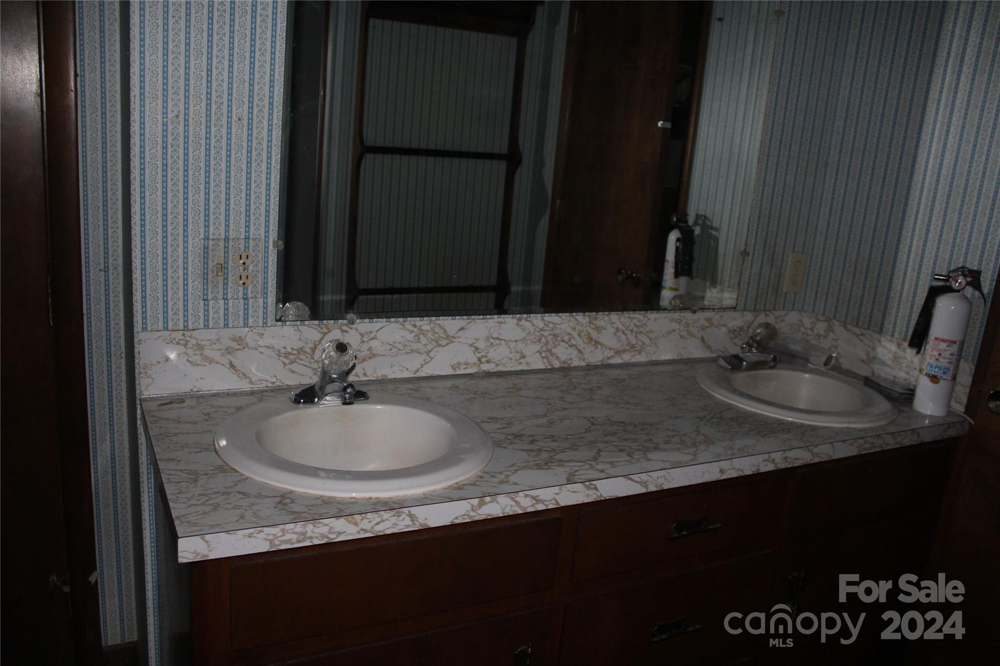1665 Zion Road Morganton, NC 28655 - Photo 18 of 28 Gallery Image 18