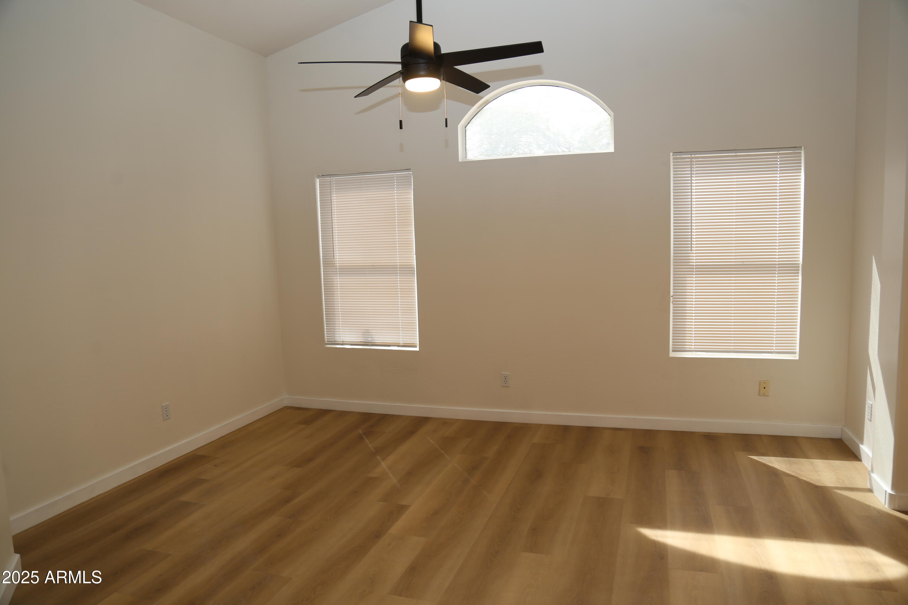 18602 North 2nd Avenue Phoenix, AZ 85027 - Photo 11 of 23 IMG_8407