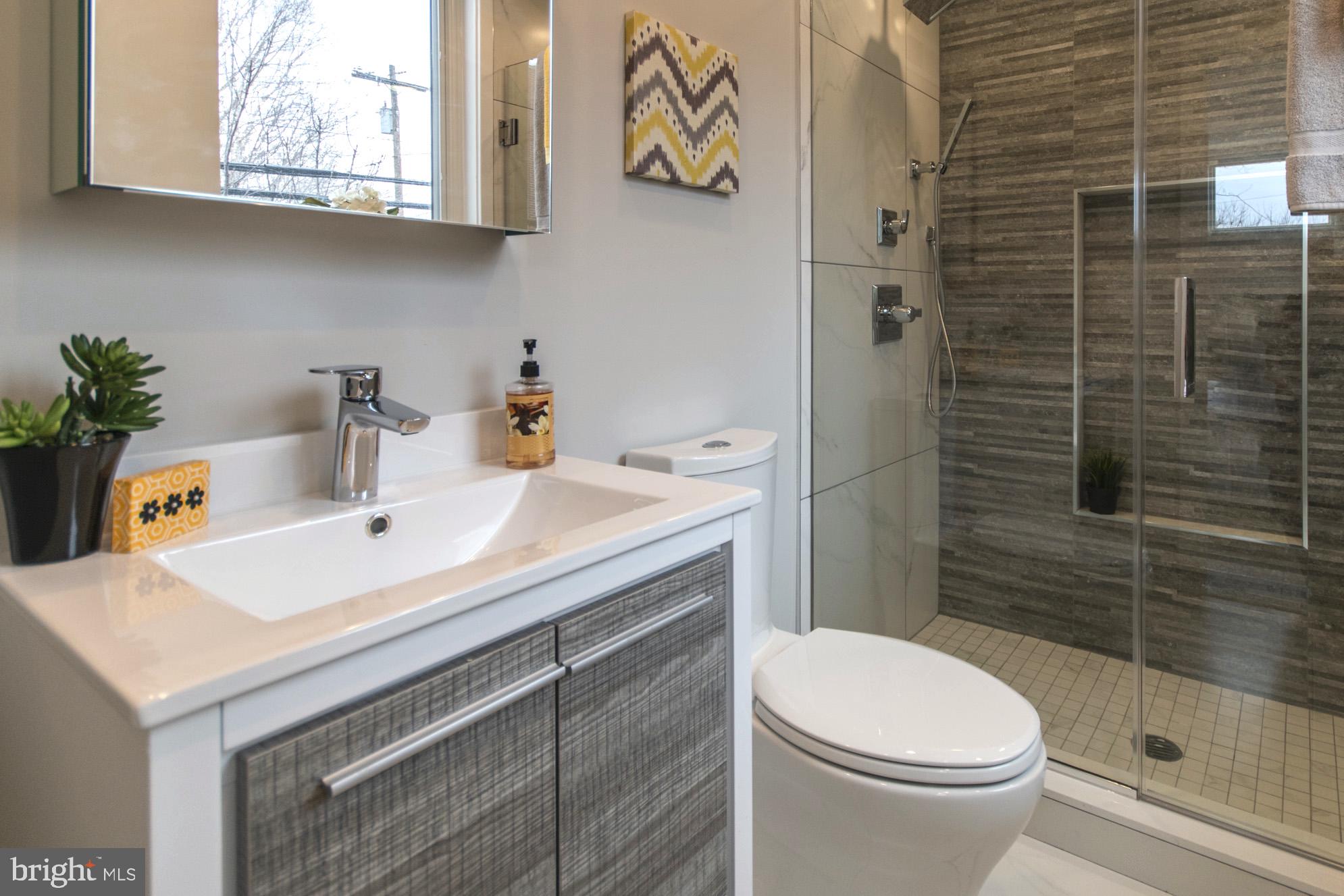 769 North Uber Street, Unit 2 Philadelphia, PA 19130 - Photo 11 of 20