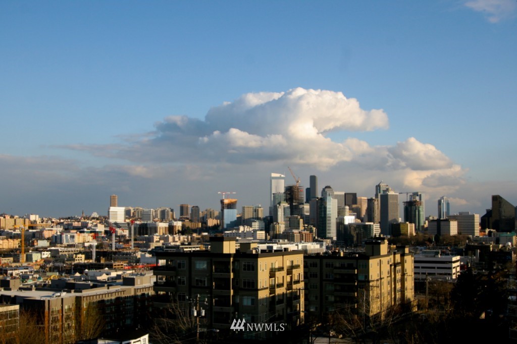 612 Prospect Street, Unit 402 Seattle, WA 98109 - Photo 1 of 1
