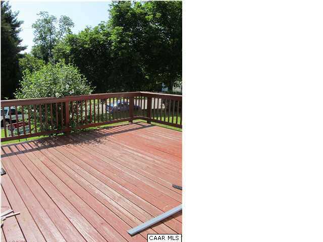 969 Rives Street Charlottesville, VA 22902 - Photo 6 of 8 Gallery Image 6