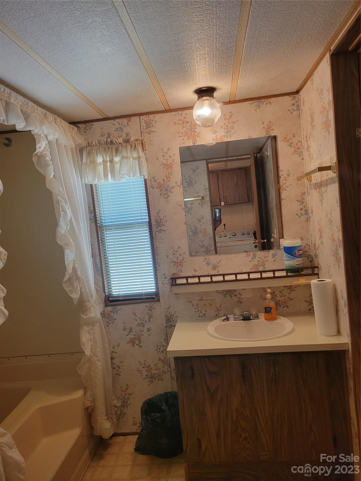 2584 Porter Road Cassatt, SC 29032 - Photo 15 of 28 Gallery Image 15