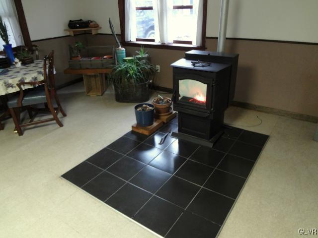 4910 Beck Road Emmaus, PA 18049 - Photo 20 of 27 Gallery Image 20