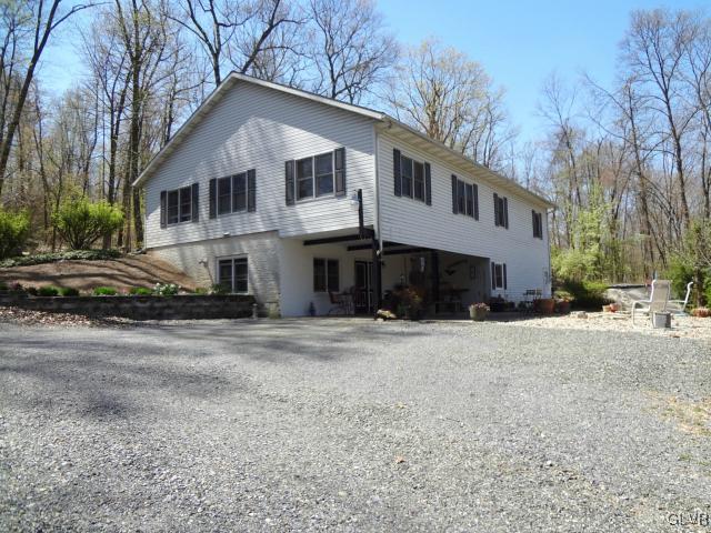 4910 Beck Road Emmaus, PA 18049 - Photo 2 of 27 Gallery Image 2