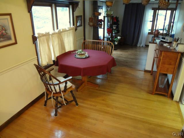 4910 Beck Road Emmaus, PA 18049 - Photo 5 of 27 Gallery Image 5