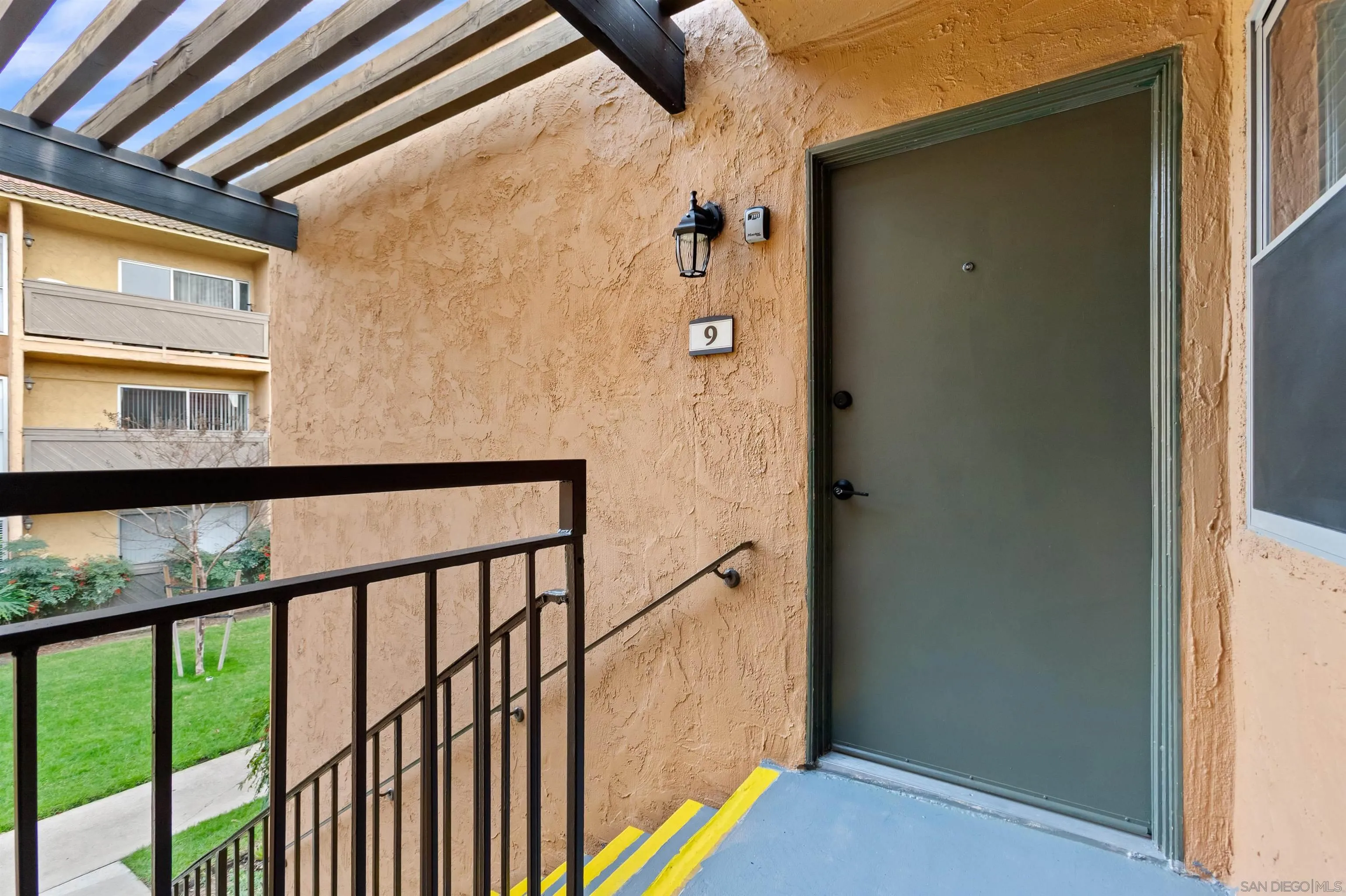 6901 Alvarado Road, Unit 9 San Diego, CA 92120 - Photo 29 of 36