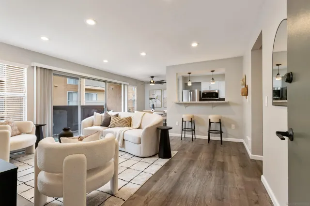 $499,000 | 6901 Alvarado Road, Unit 9, San Diego, CA 92120