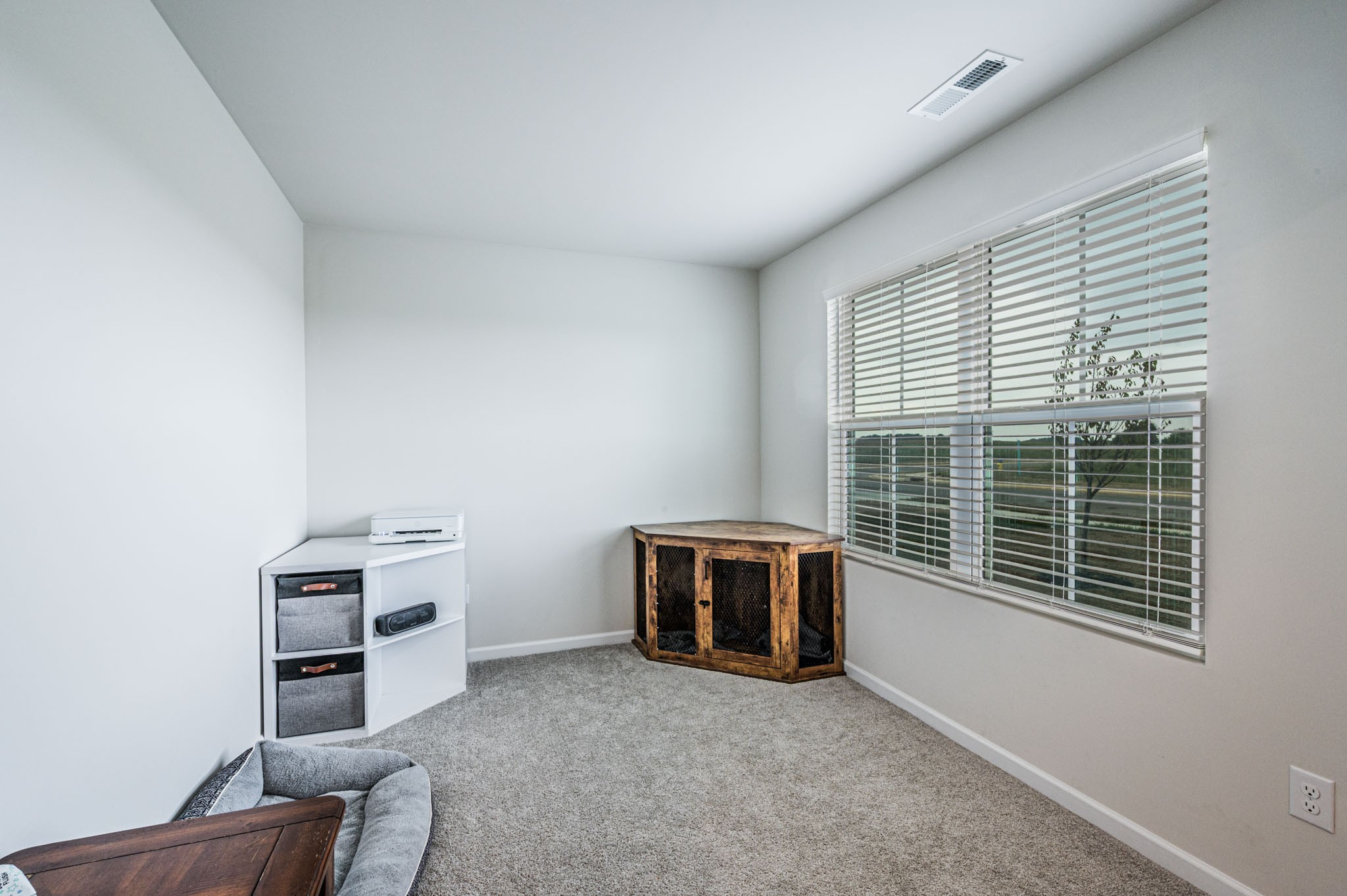 119 Amberleaf Circle Franklin, KY 42134 - Photo 4 of 28 a view of workspace with furniture and window