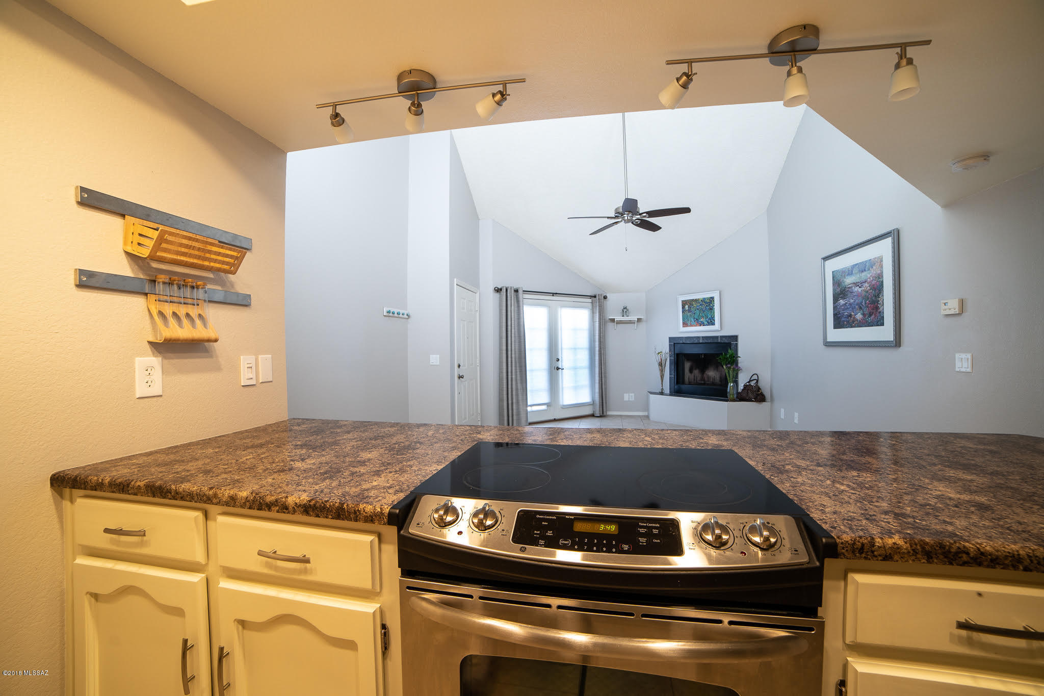 1200 East River Road, Unit L163 Tucson, AZ 85718 - Photo 13 of 35