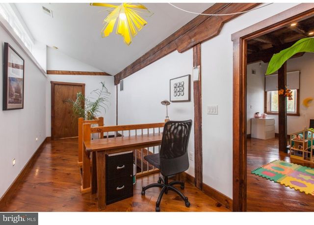 $850,000 | 1242-44 East Susquehanna Avenue, Unit 2, Philadelphia, PA 19125