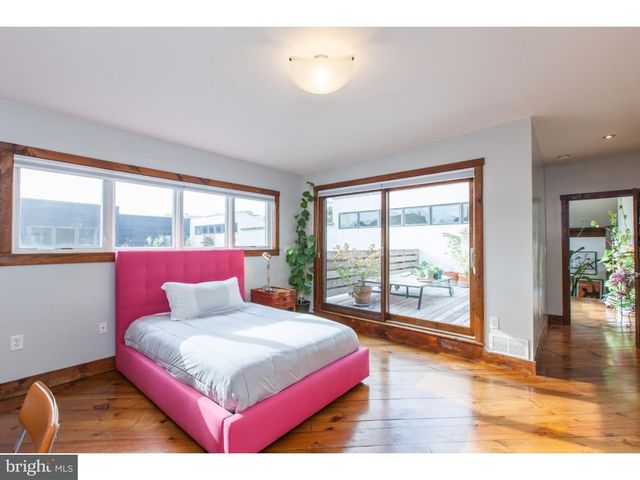 $850,000 | 1242-44 East Susquehanna Avenue, Unit 2, Philadelphia, PA 19125