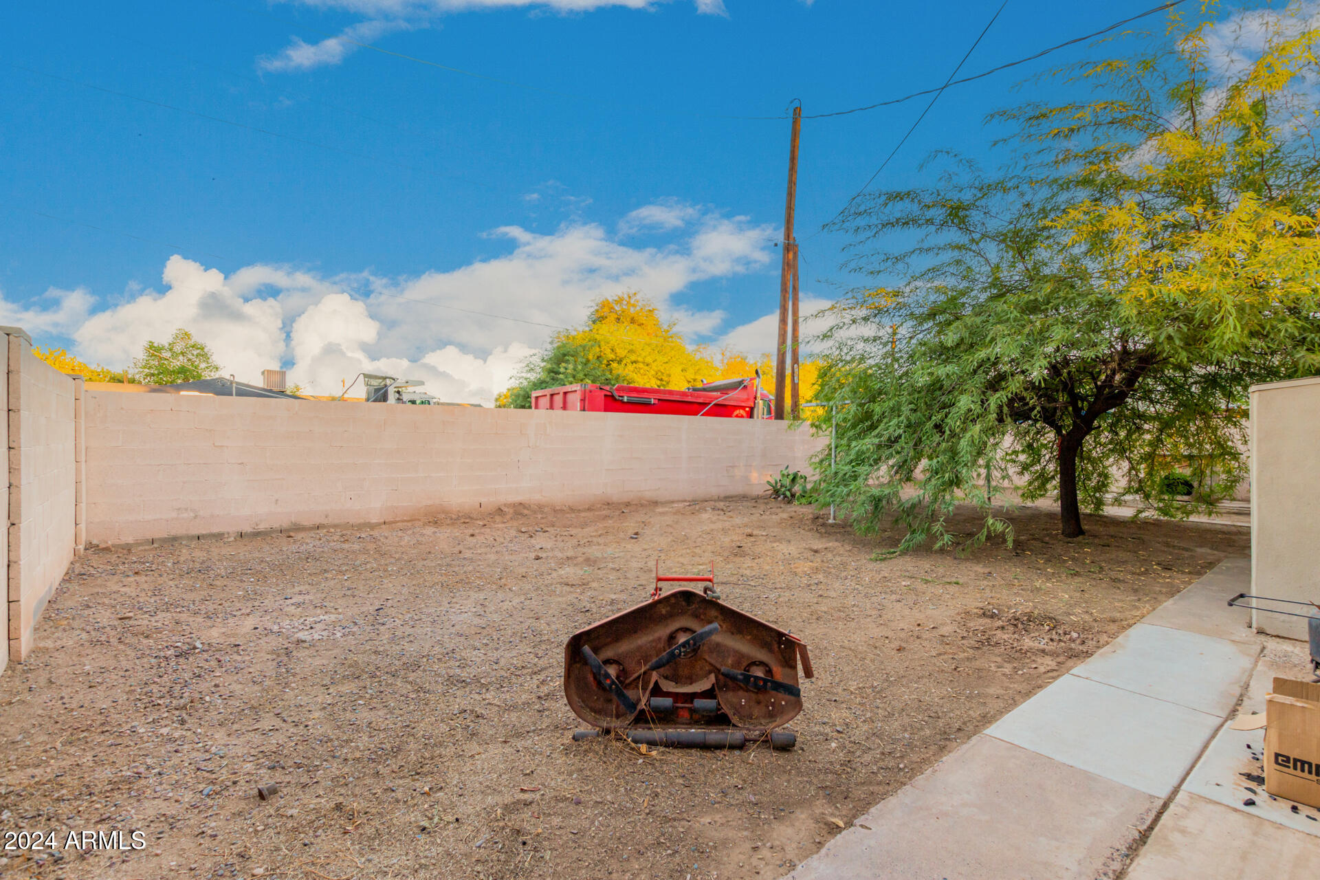 821 East Roeser Road Phoenix, AZ 85040 - Photo 30 of 30 30 - Roeser