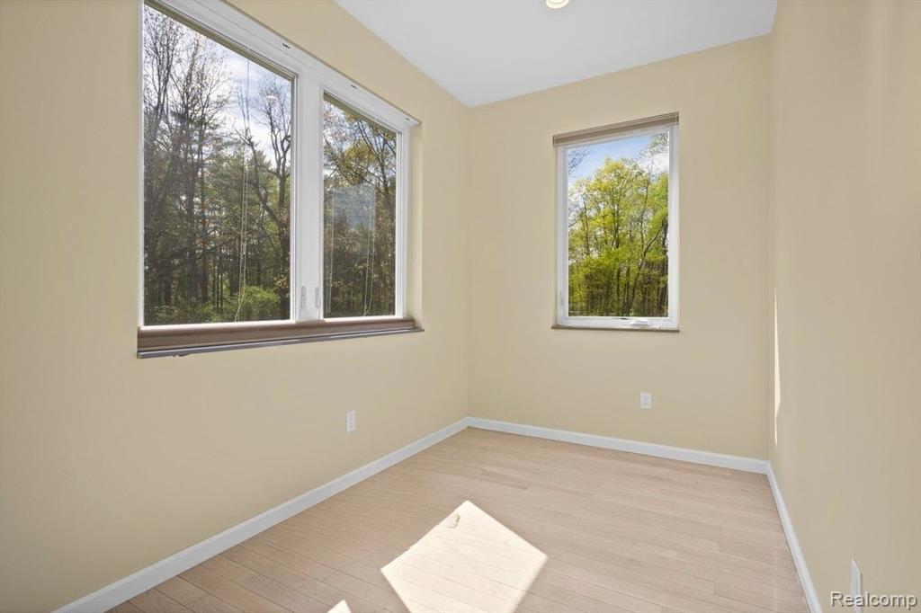 12150 Shaffer Road Davisburg, MI 48350 - Photo 25 of 77