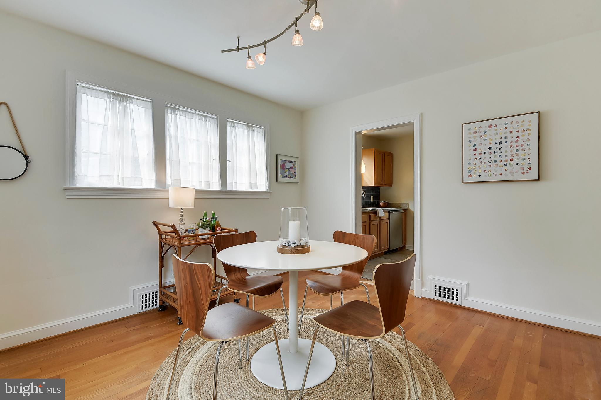 3 Franklin Avenue Silver Spring, MD 20901 - Photo 8 of 25 Dining Room
