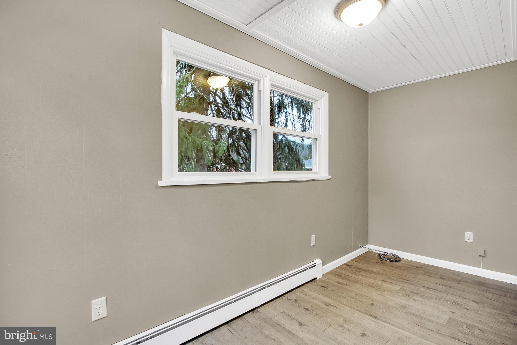 8865 Camp Road Red Lion, PA 17356 - Photo 14 of 28 1st floor office or den or library or play room