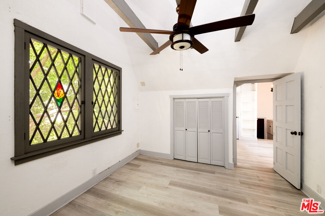 1954 Hillcrest Road, Unit 3 Los Angeles, CA 90068 - Photo 20 of 26 a view of an entryway
