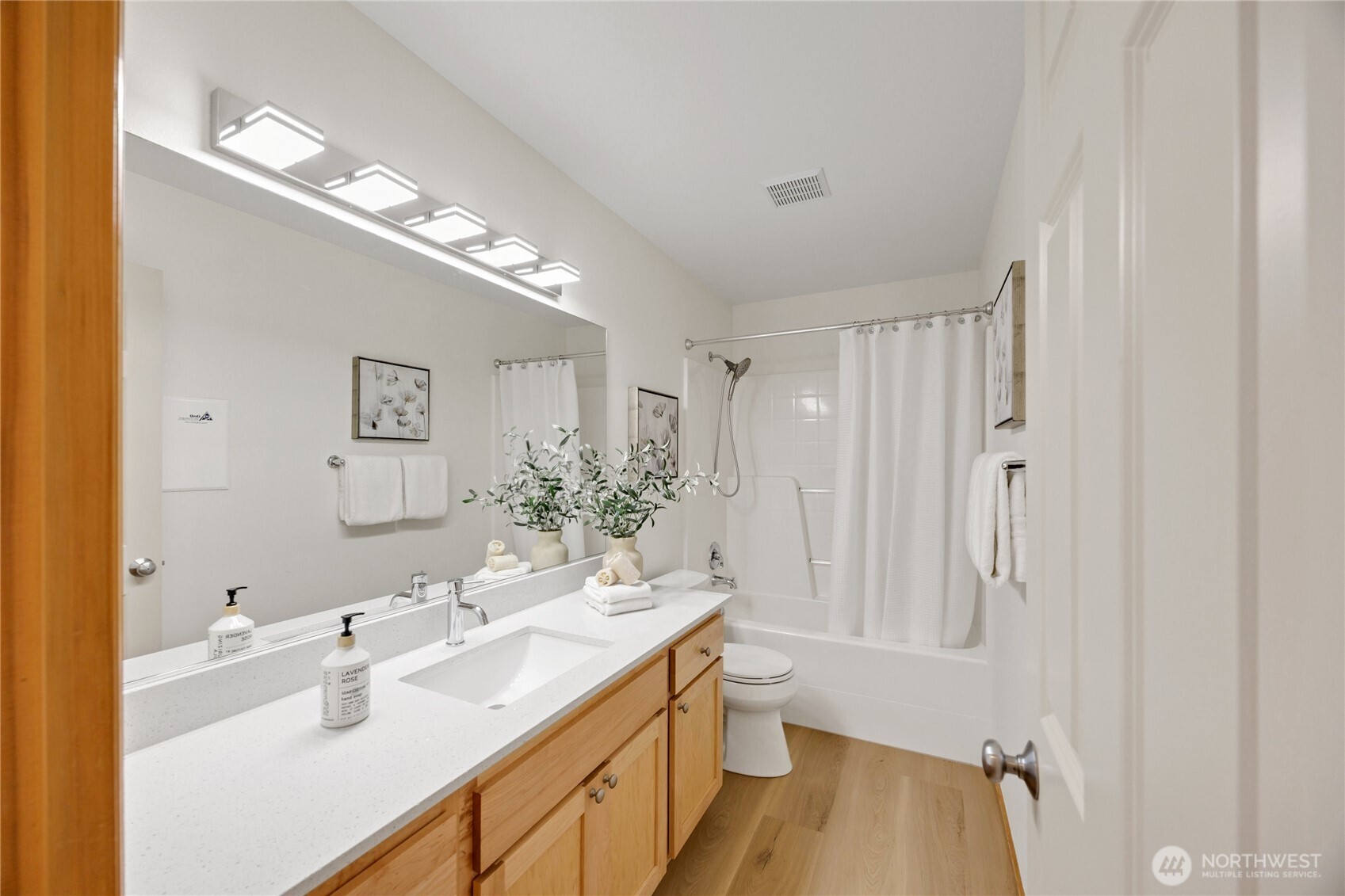 671 Vashon Place Northeast Renton, WA 98059 - Photo 30 of 34 Gallery Image 30